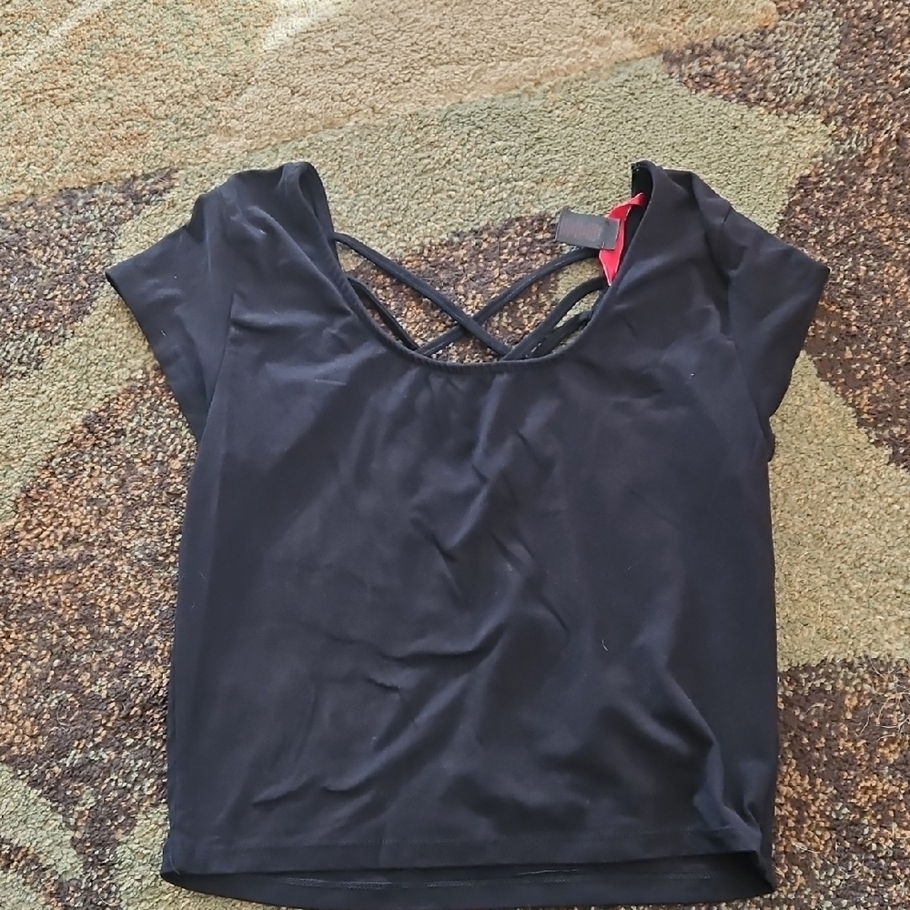Hot Kiss Black Short Sleeve Crop Top with Crisscross Back Straps